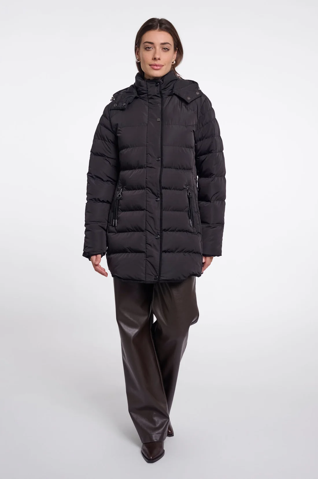 Nusa.7002612_Black_01
