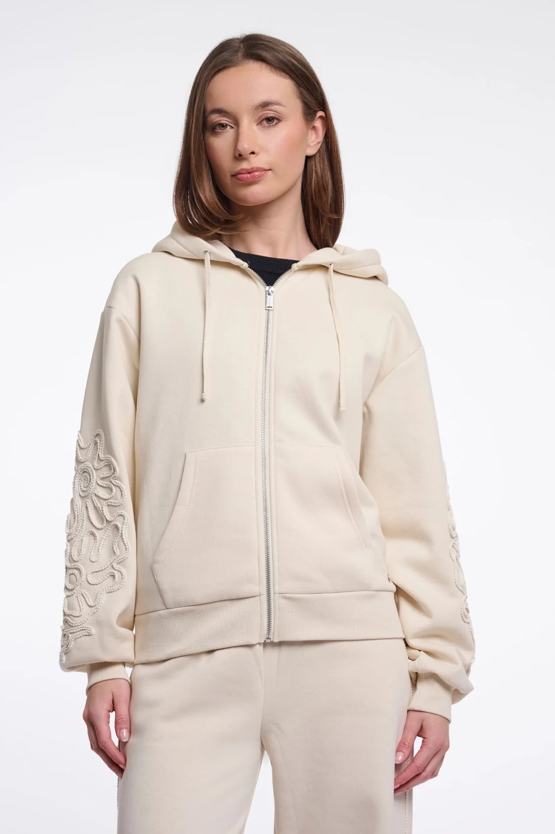 Pizo.7002612_Off-White_01